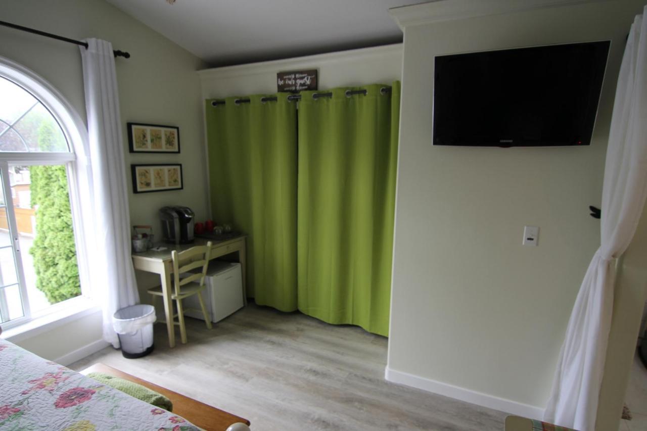 Sunshine And Wine Loft Hotell Penticton Eksteriør bilde